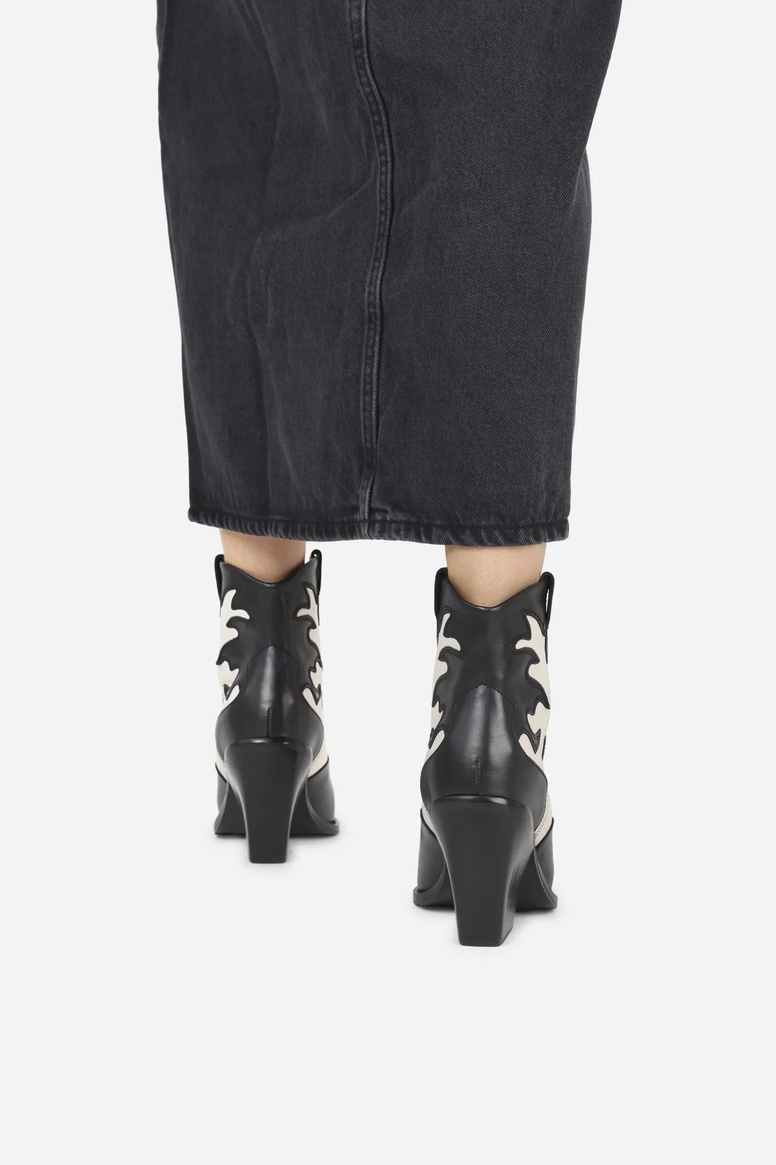 new-kole | black/off white sold by Bronx product image thumbnail 5