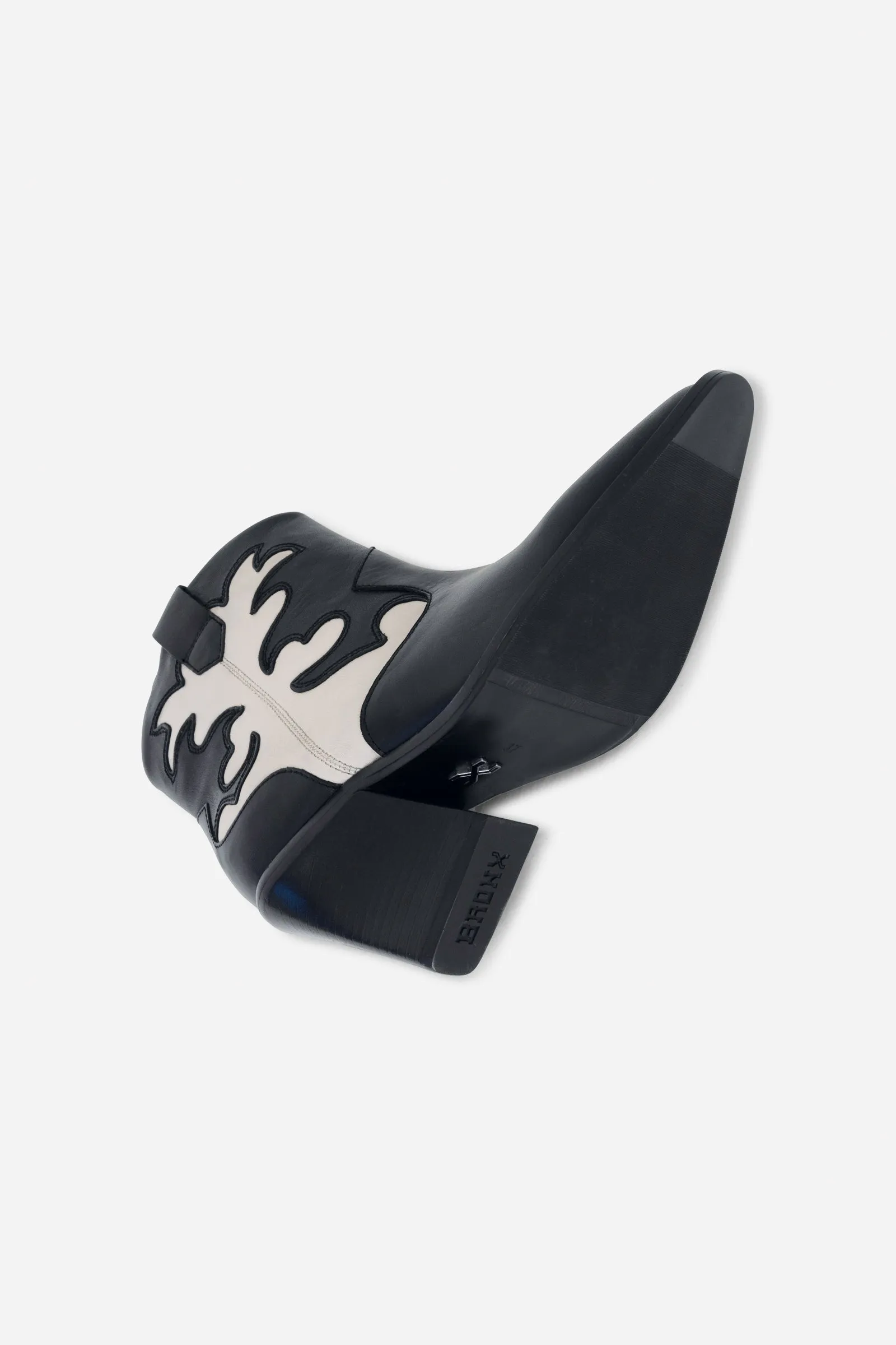 new-kole | black/off white sold by Bronx product image thumbnail 2