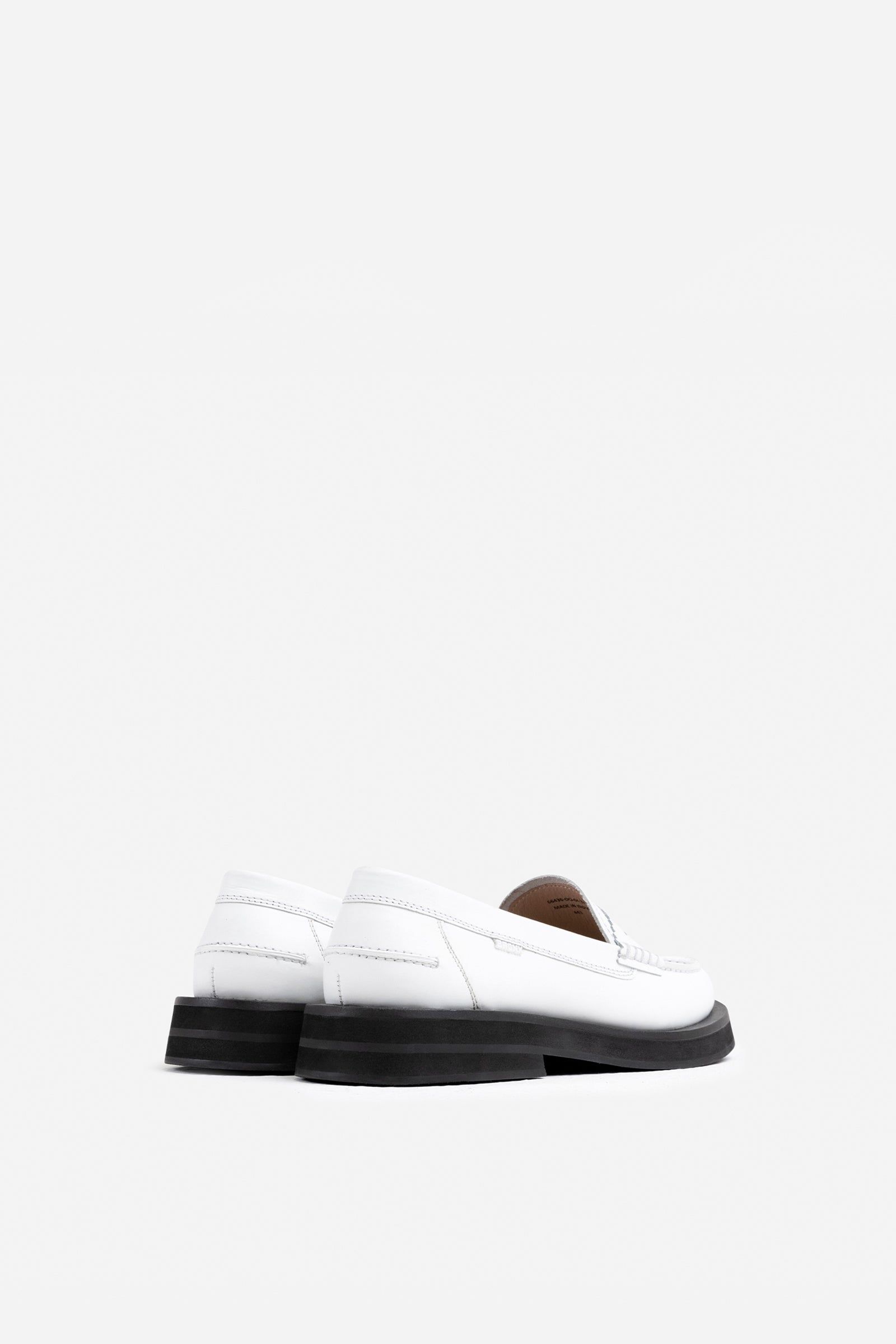 Loafer New-Frizo | White sold by Bronx product image thumbnail 5