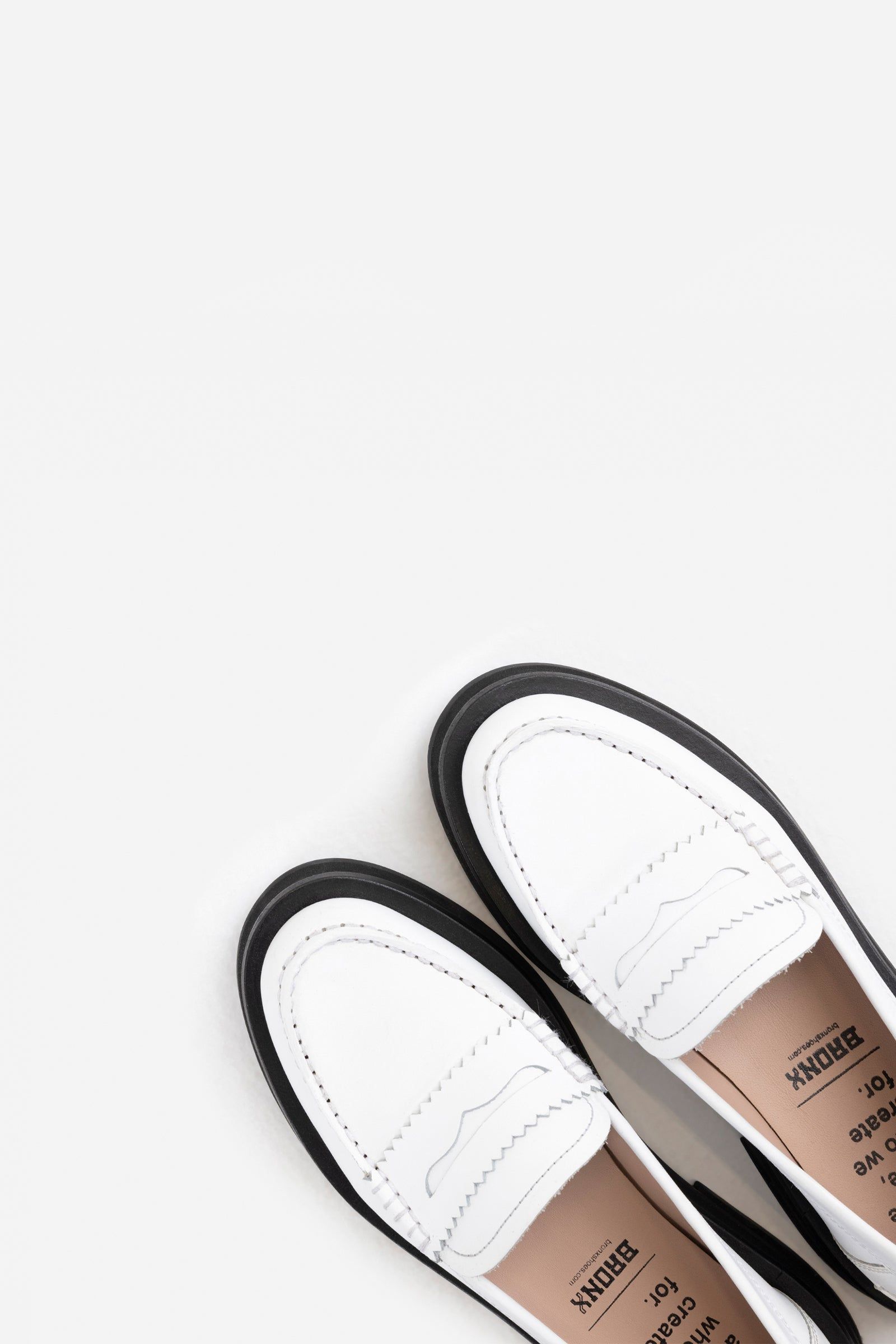 Loafer New-Frizo | White sold by Bronx product image thumbnail 4