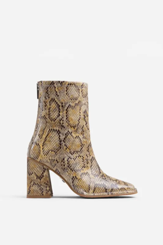 Ankle Boot Sonn-y | oatmilk/yellow/black sold by Bronx