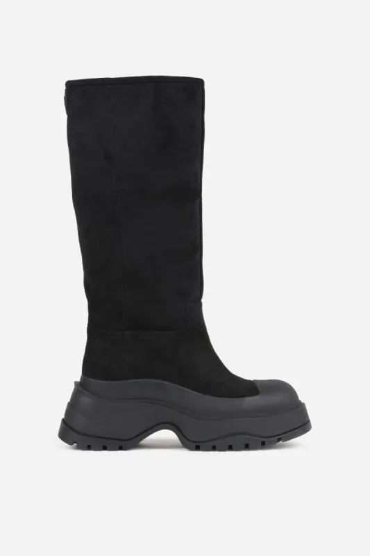 chunky-hiker | black sold by Bronx