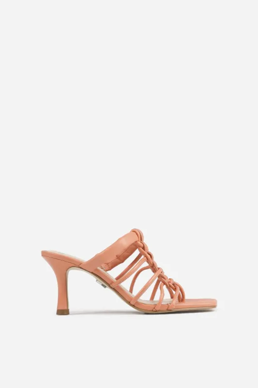 Sandal Ros-ey | apricot crush sold by Bronx