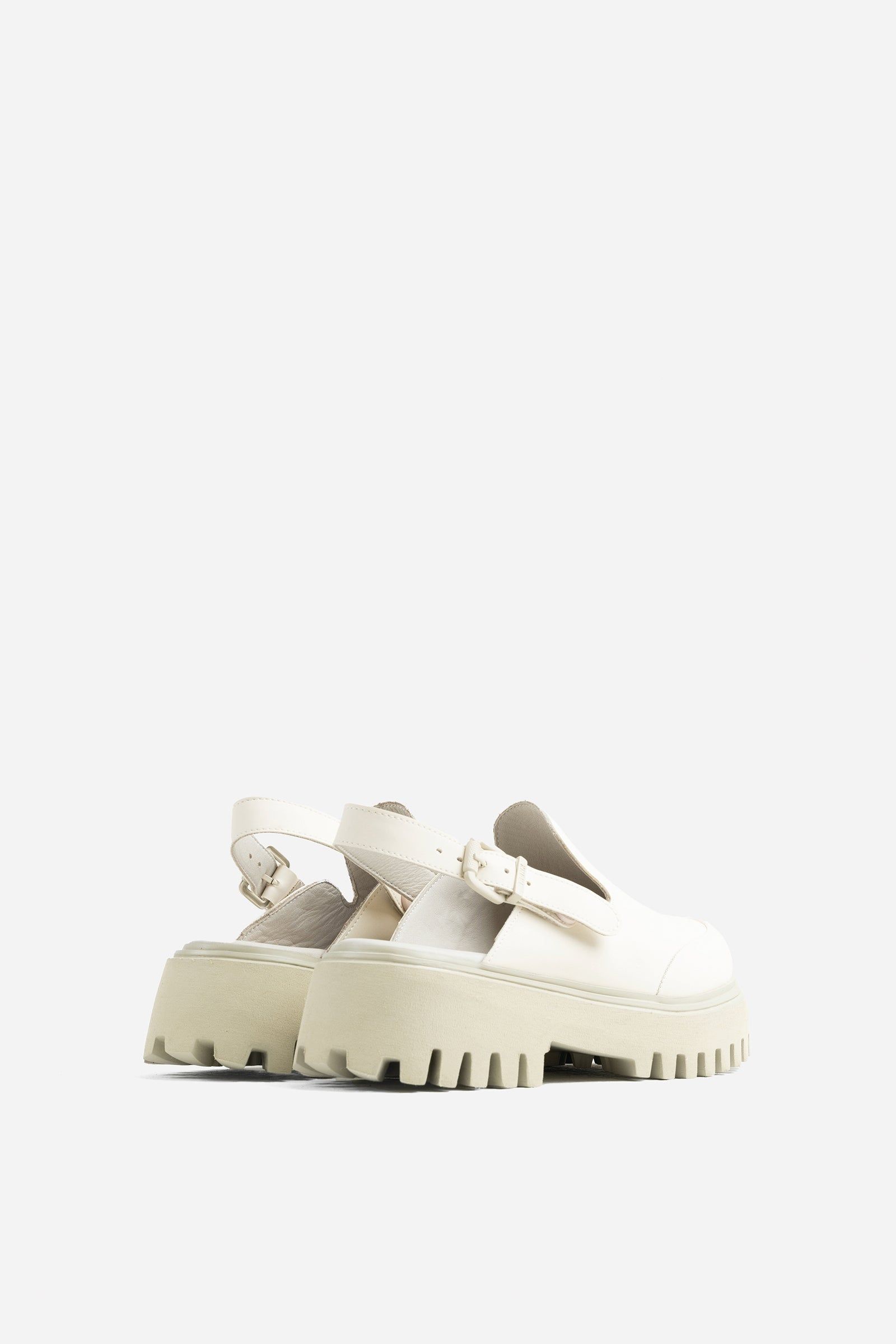 GROOVY-SANDAL | oatmilk sold by Bronx product image thumbnail 5