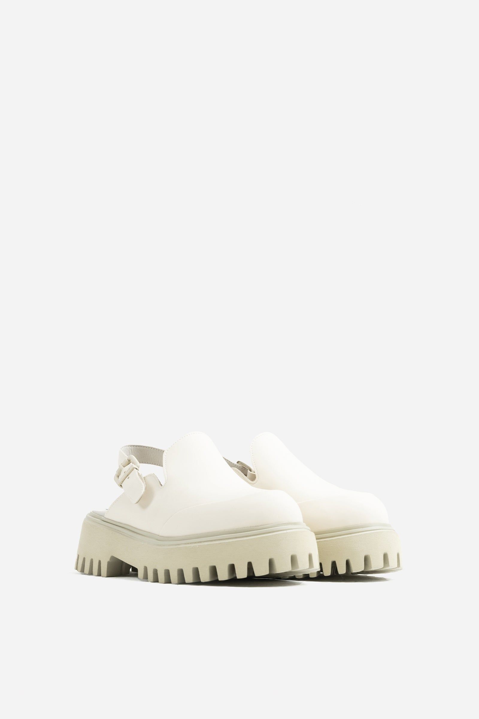 GROOVY-SANDAL | oatmilk sold by Bronx product image thumbnail 3