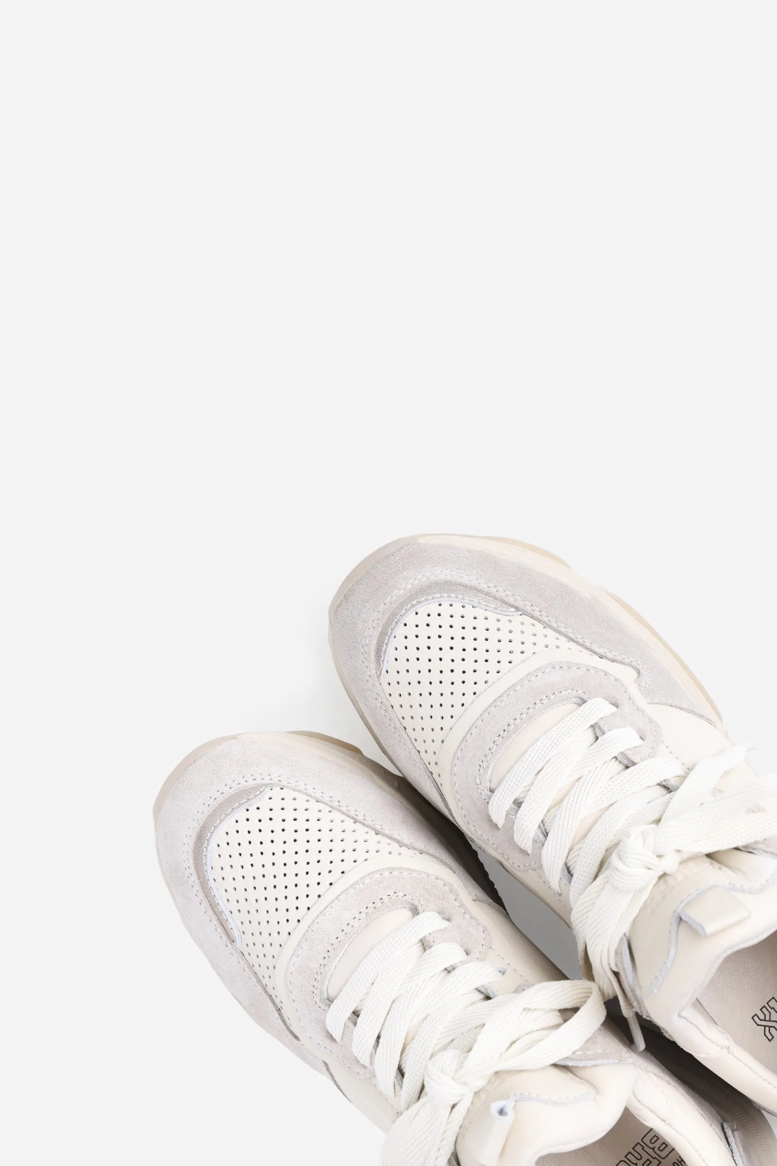 Sneaker Baisley | oatmilk sold by Bronx product image thumbnail 4