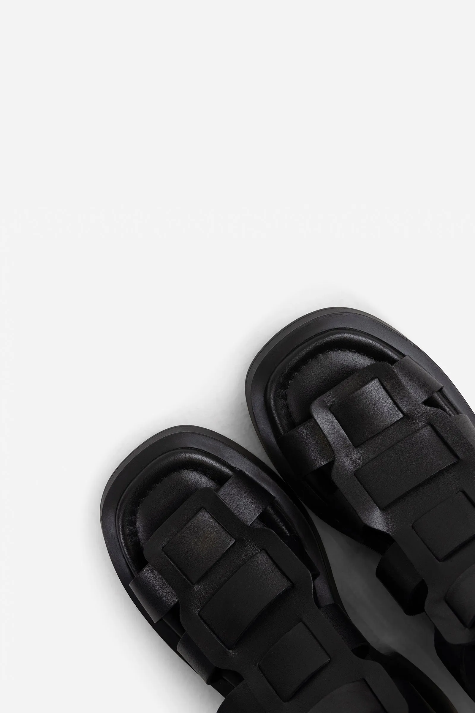 Vita Sandal | black sold by Bronx product image thumbnail 4