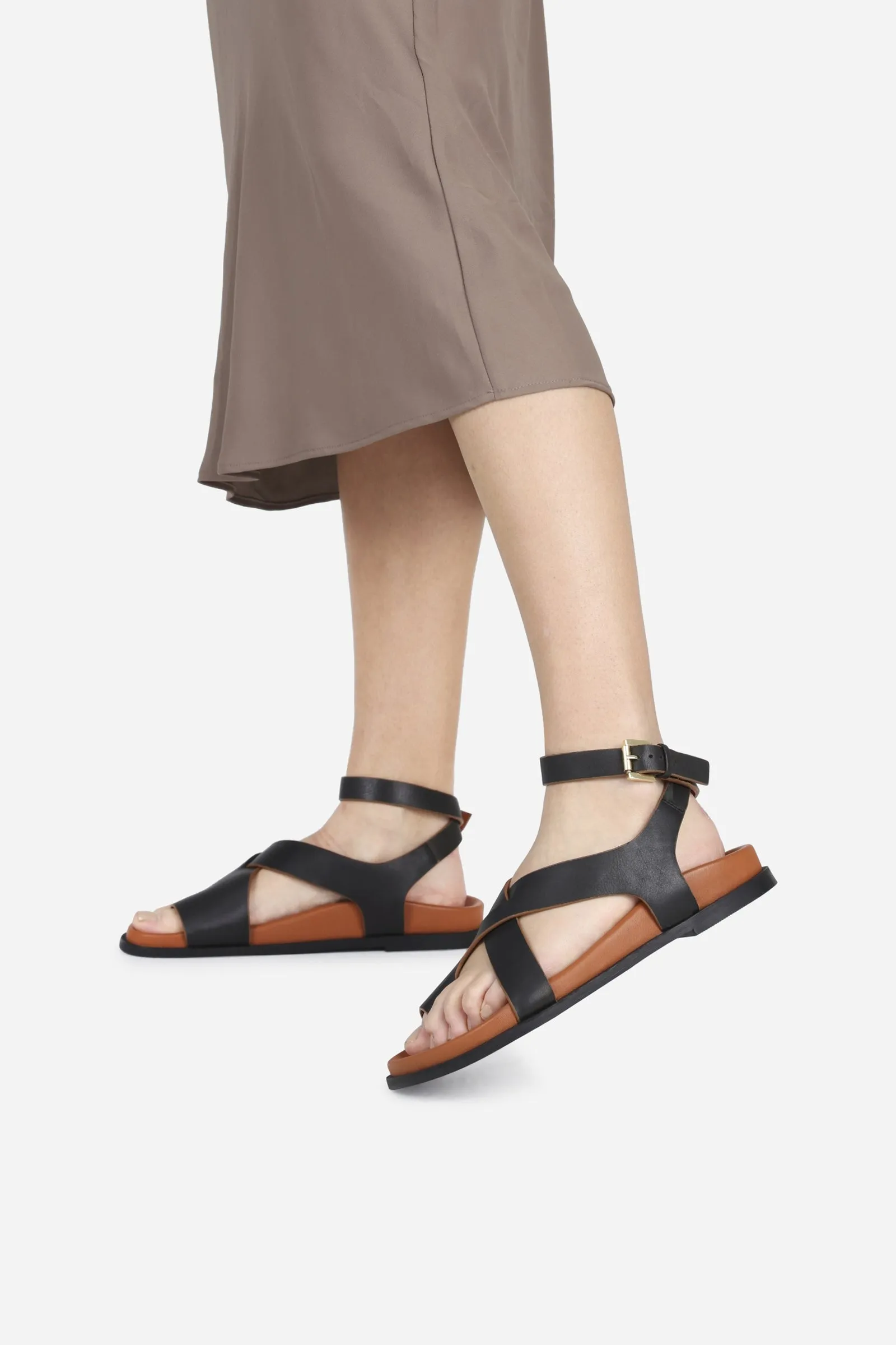 Sandal Yla-na | black/tan sold by Bronx product image thumbnail 2