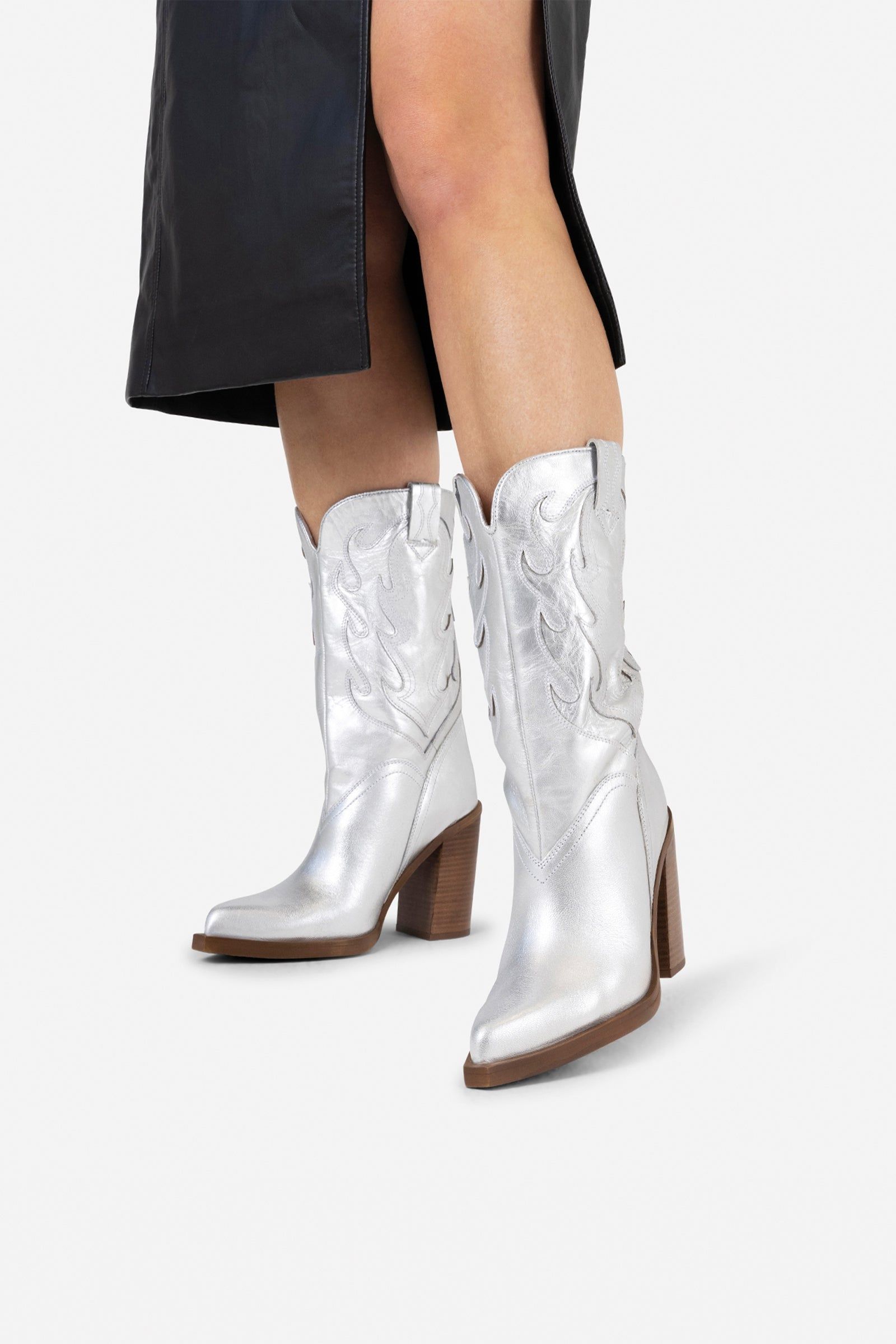 Western Boot Mya-Mae | silver sold by Bronx product image thumbnail 2