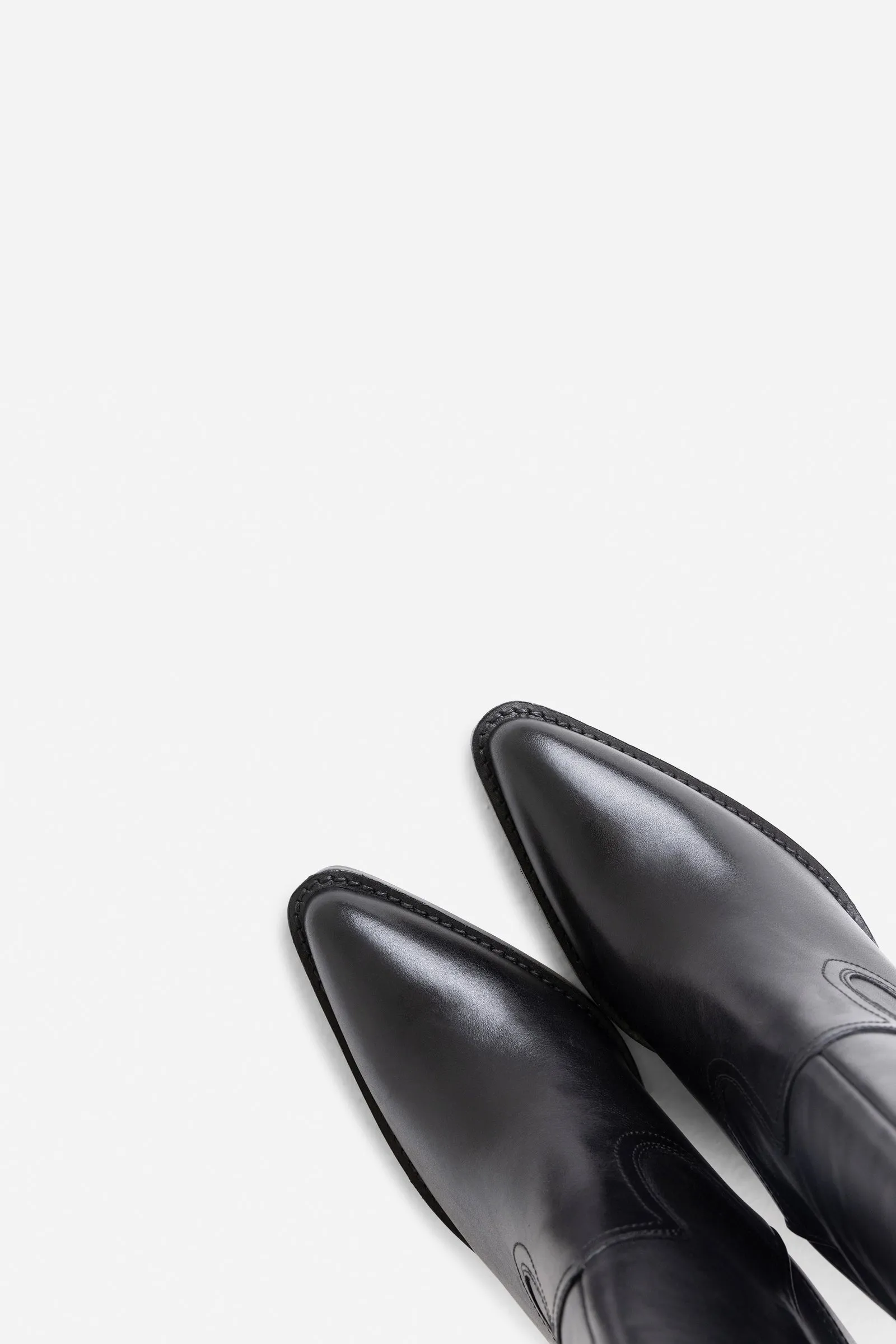 new-kole | black sold by Bronx product image thumbnail 4