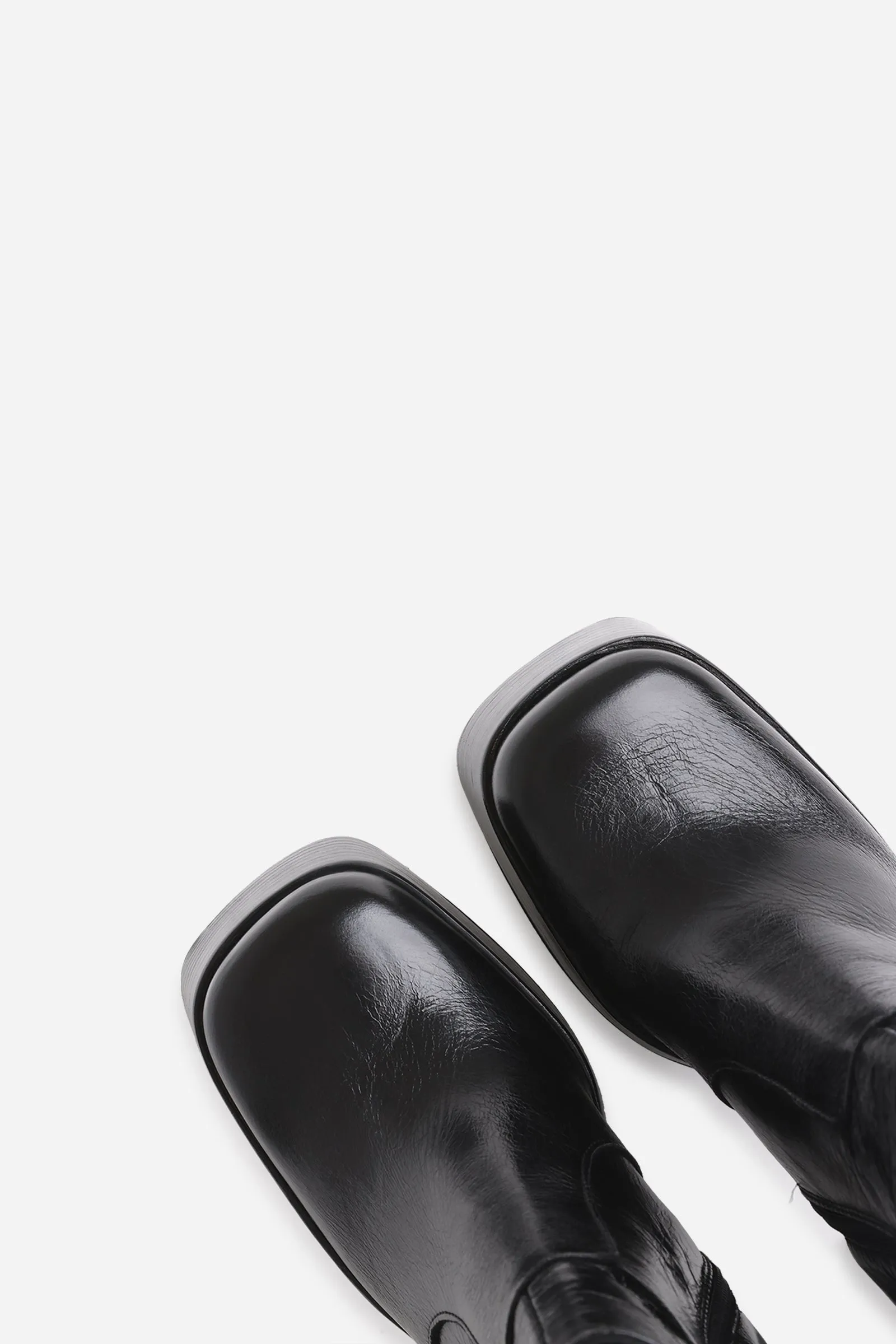 Heeled Ankle Boot Be-lla | black sold by Bronx product image thumbnail 4
