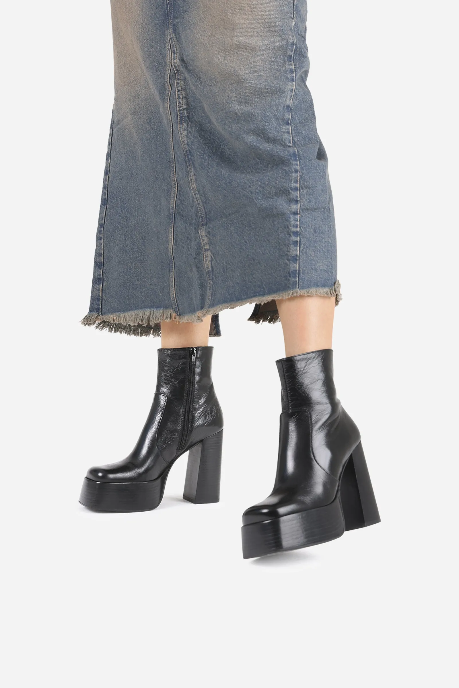 Heeled Ankle Boot Be-lla | black sold by Bronx product image thumbnail 2