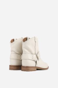 fe-lise | oatmilk sold by Bronx