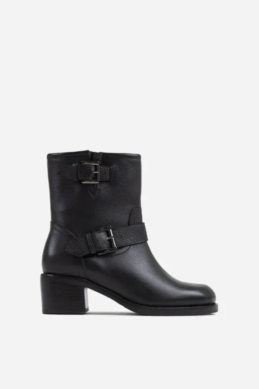 new-camperos | black sold by Bronx