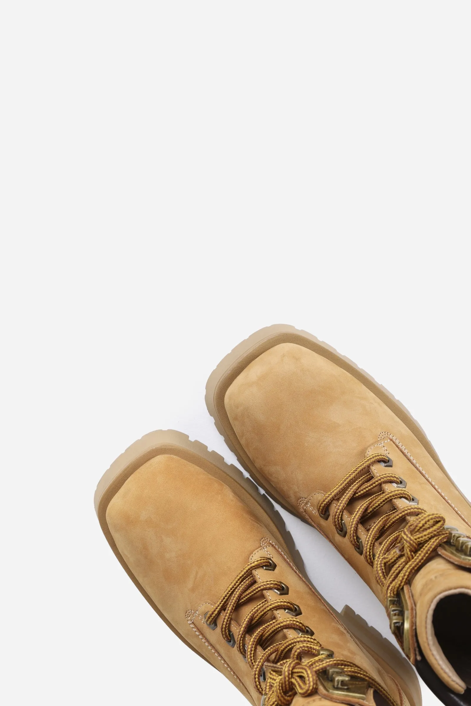 Qui-nn | mustard/dark brown sold by Bronx product image thumbnail 4