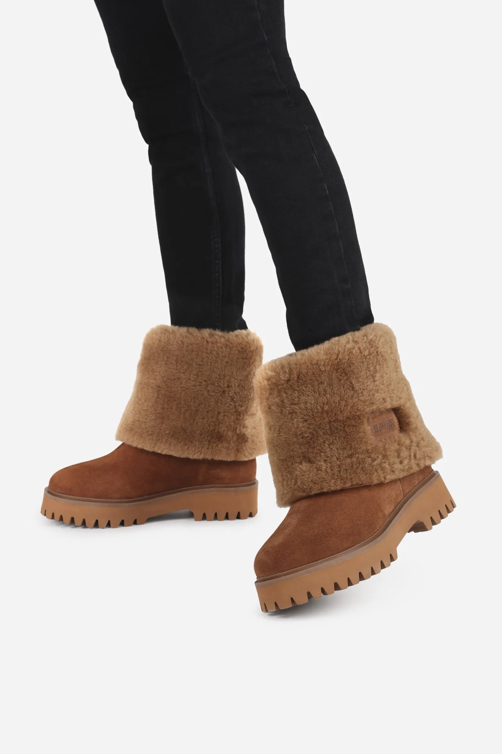 Groov-y | cognac sold by Bronx product image thumbnail 2