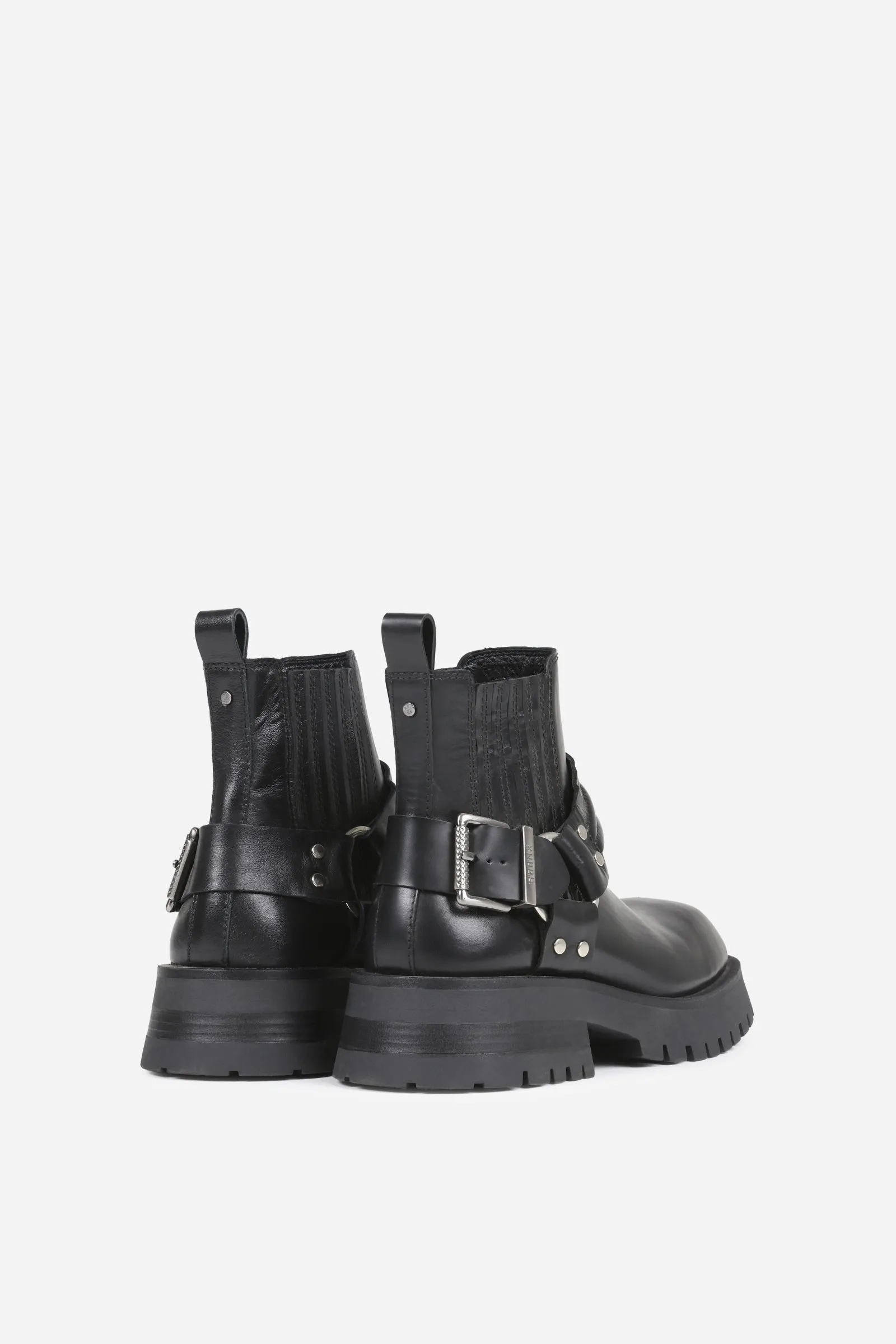 Qui-nn | black sold by Bronx product image thumbnail 5