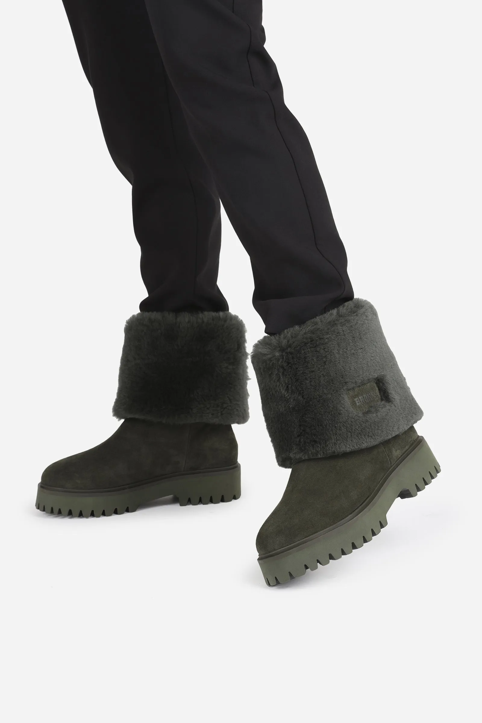 Groov-y | khaki sold by Bronx product image thumbnail 2