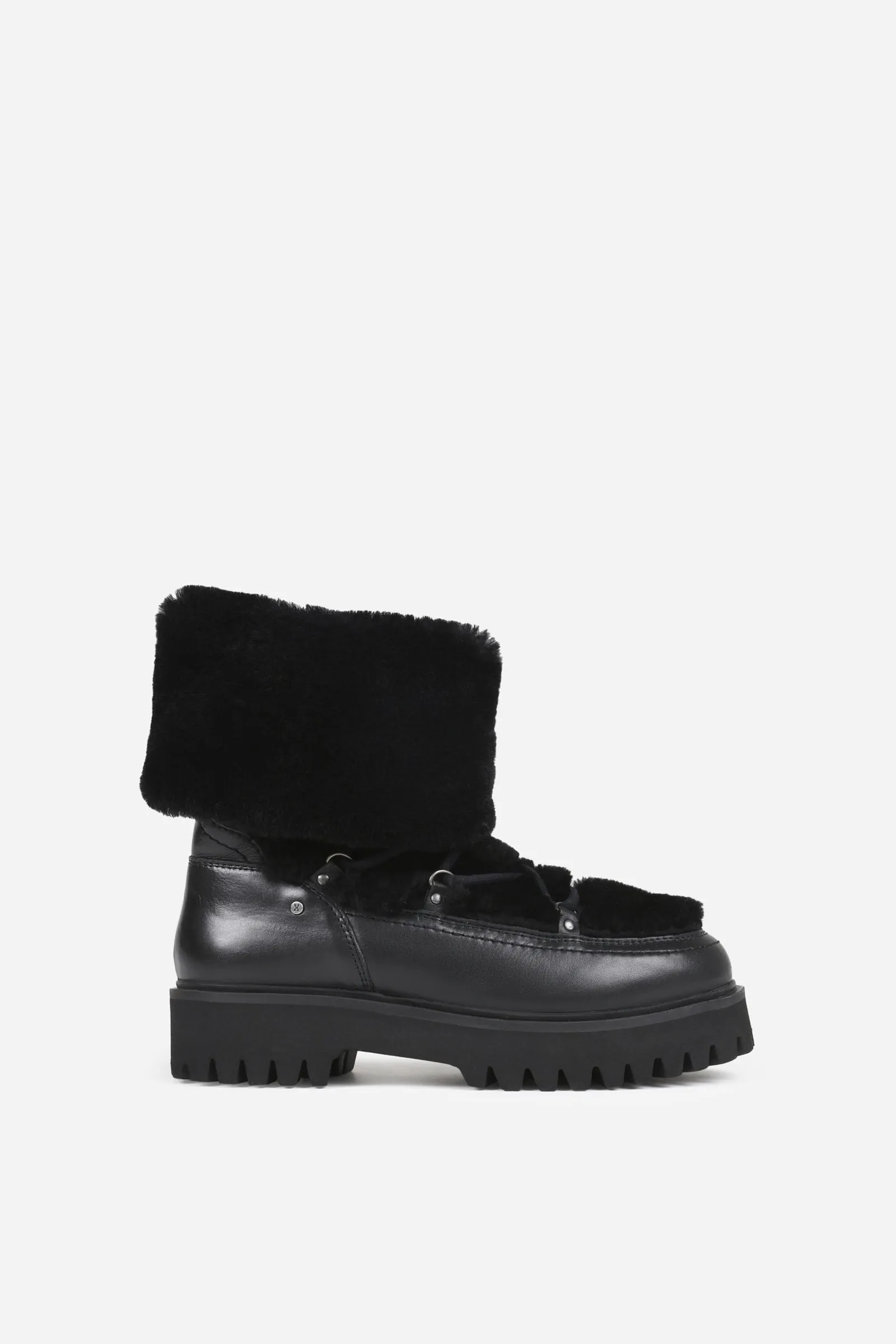 Groov-y | black sold by Bronx