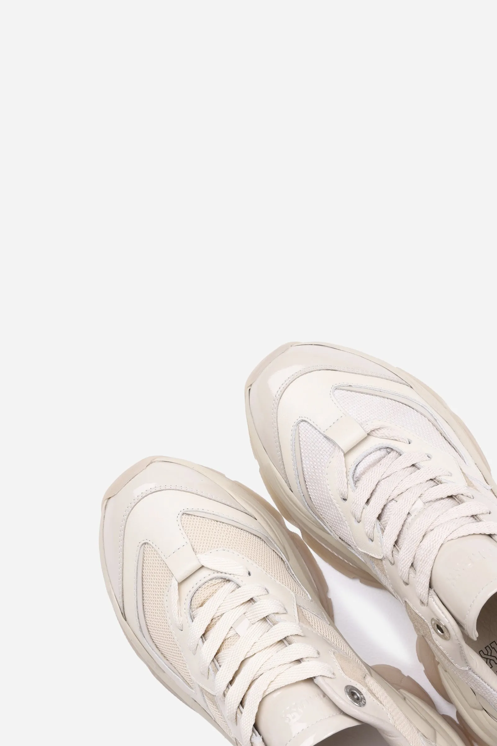 Linn-y | pebble sold by Bronx product image thumbnail 4