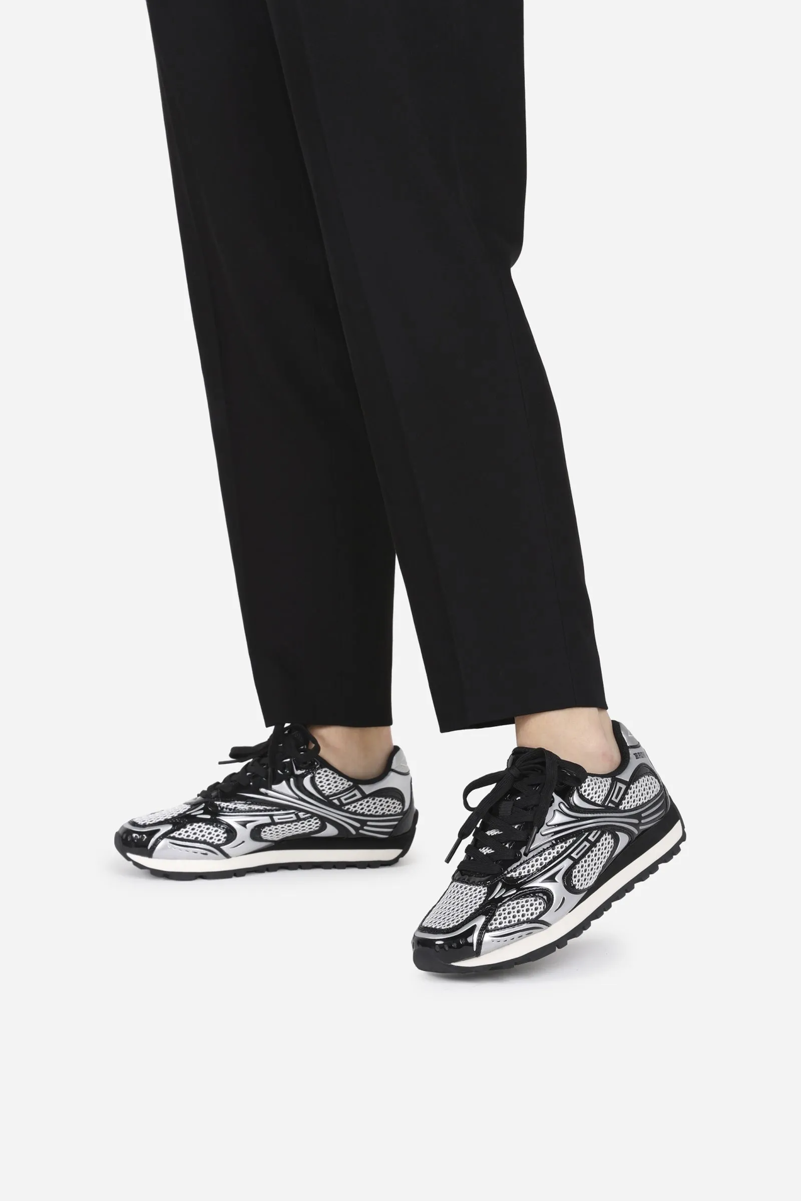 Tro-nic | black/silver sold by Bronx product image thumbnail 2