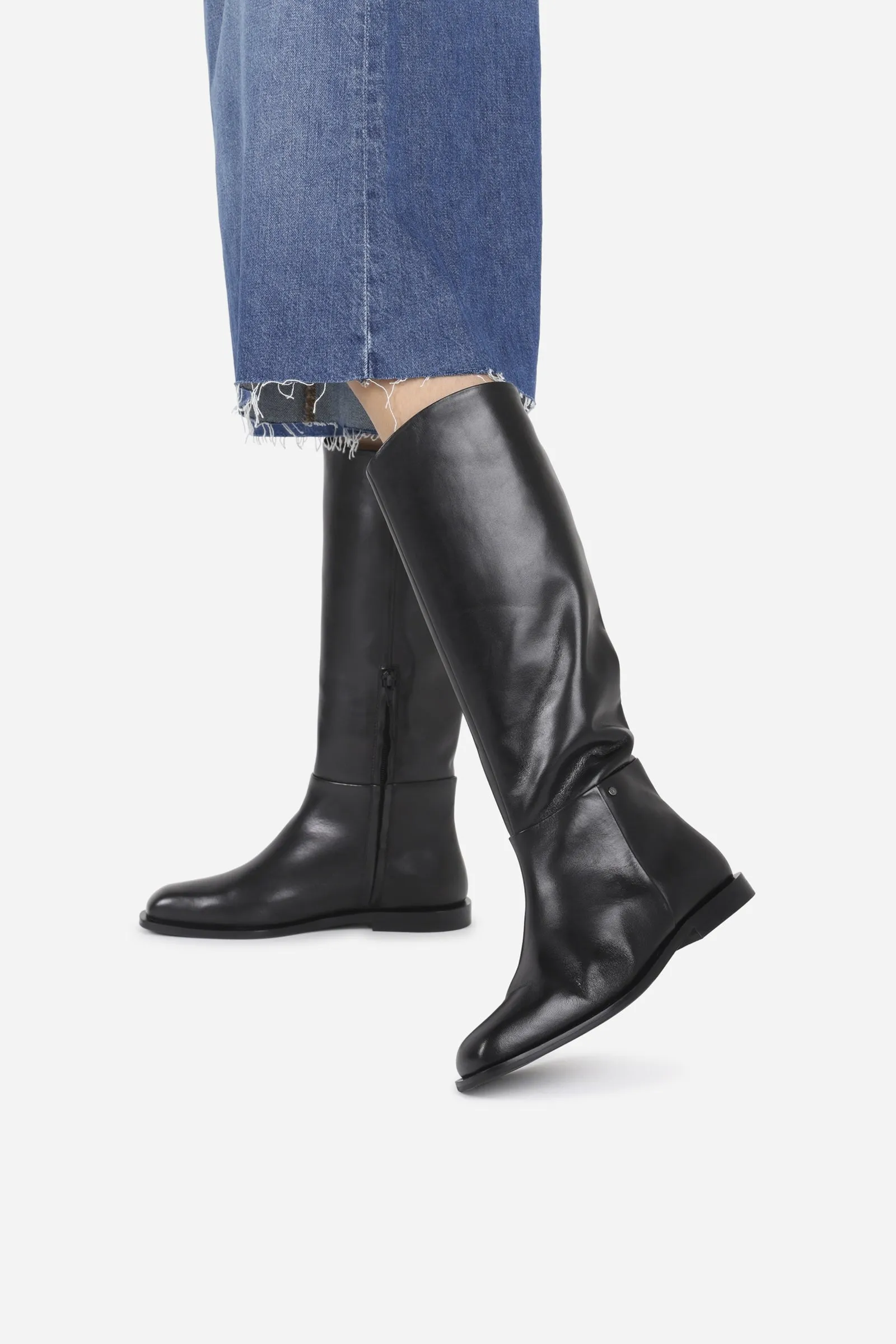 Kels-ie | black sold by Bronx product image thumbnail 2