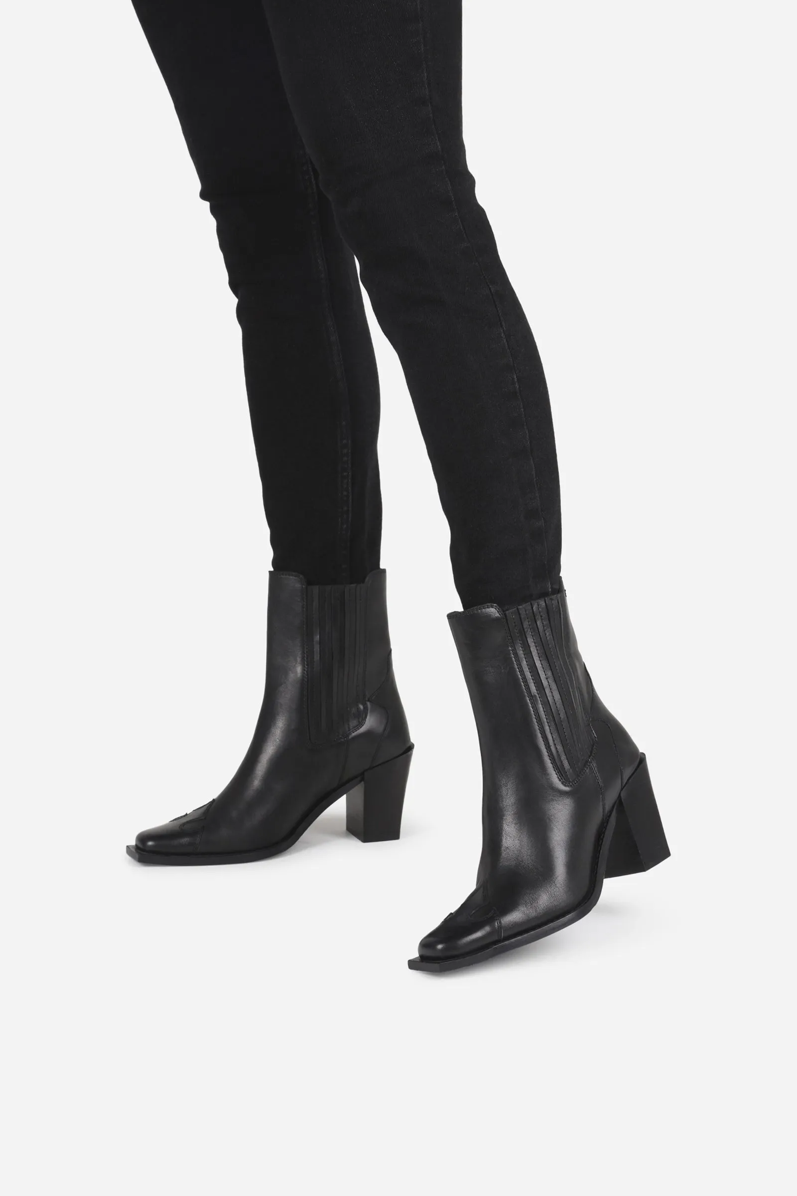 New-Parton | black sold by Bronx product image thumbnail 2