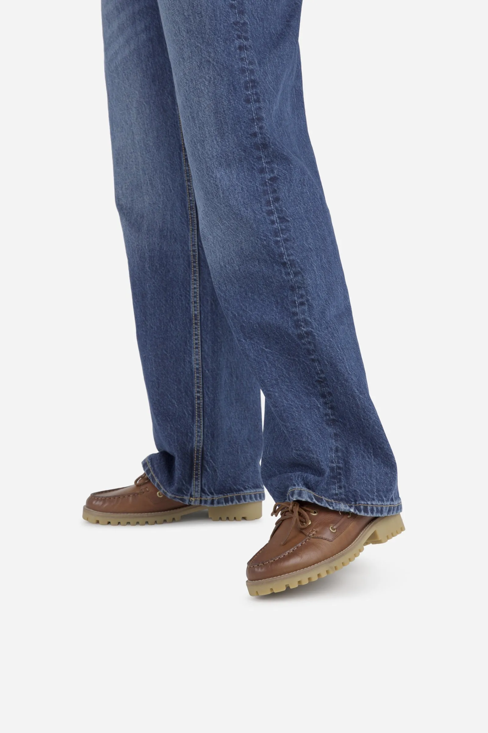 Sie-nna | nutshell sold by Bronx product image thumbnail 2