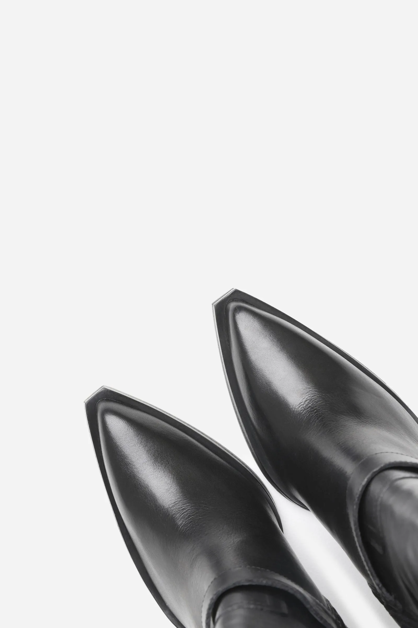 Mya-Mae | black sold by Bronx product image thumbnail 3