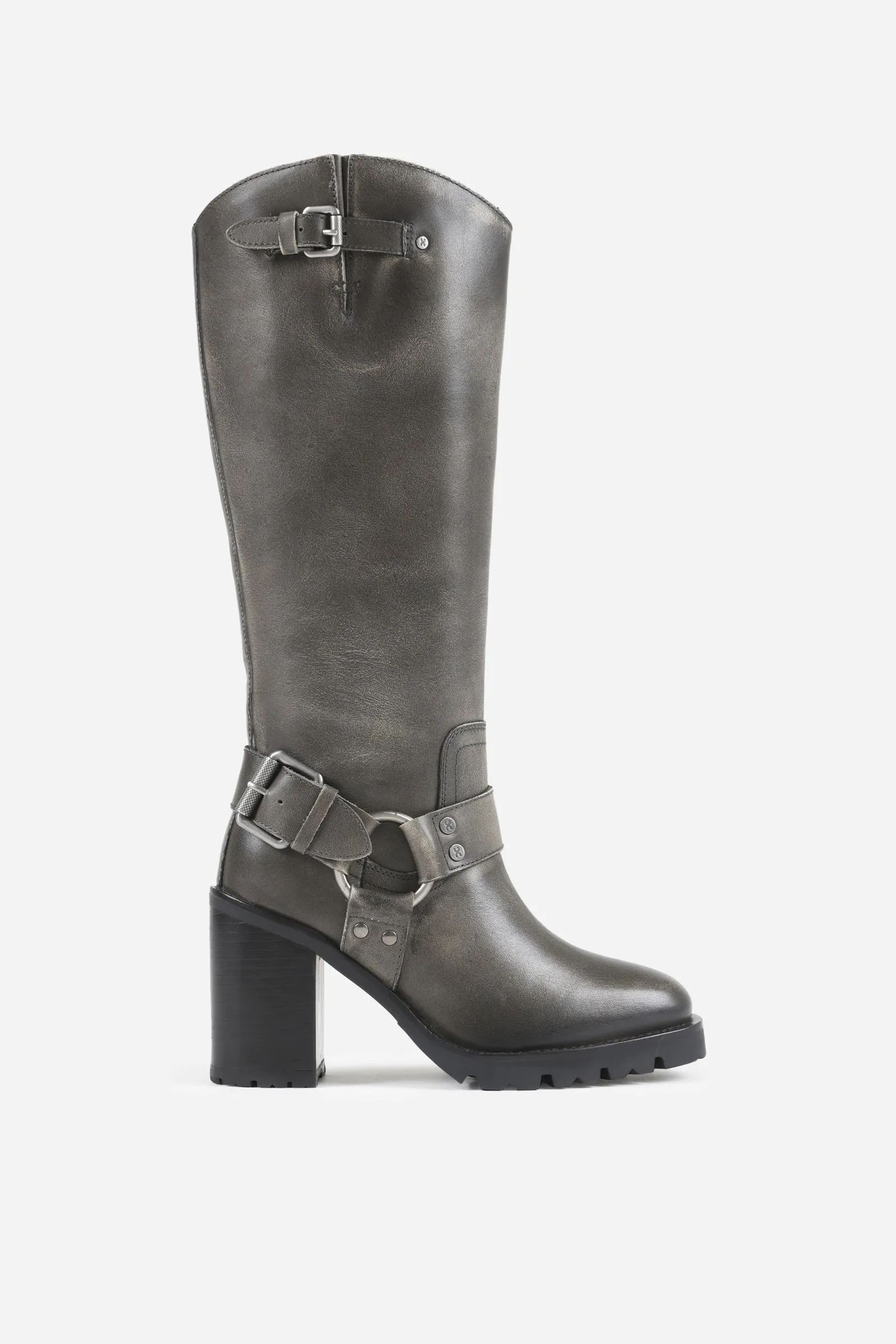 New-Visor | black sold by Bronx