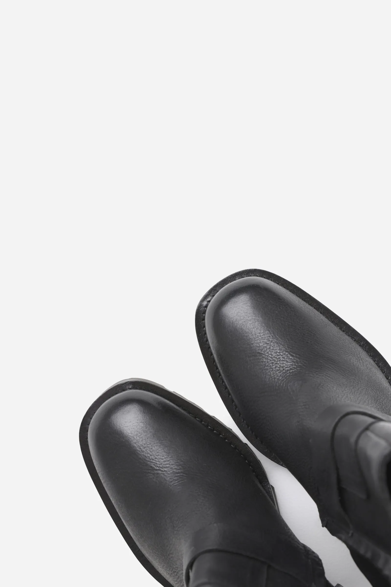 New-Visor | black sold by Bronx product image thumbnail 4