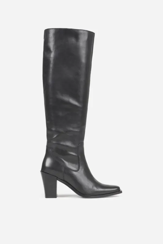 New-Parton | black sold by Bronx