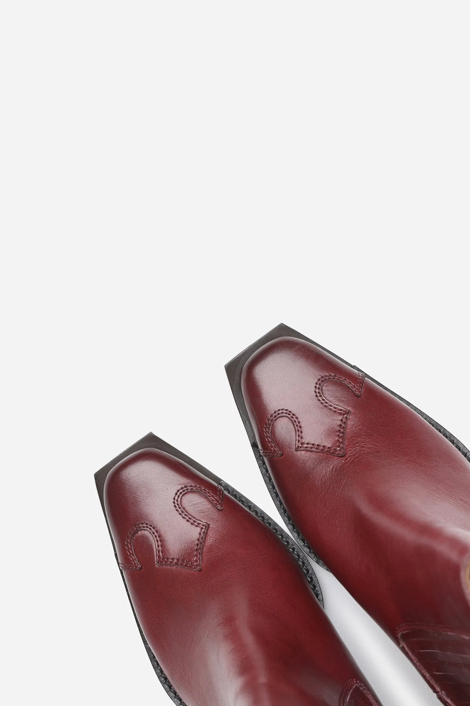 New-Parton | intense rust sold by Bronx product image thumbnail 4