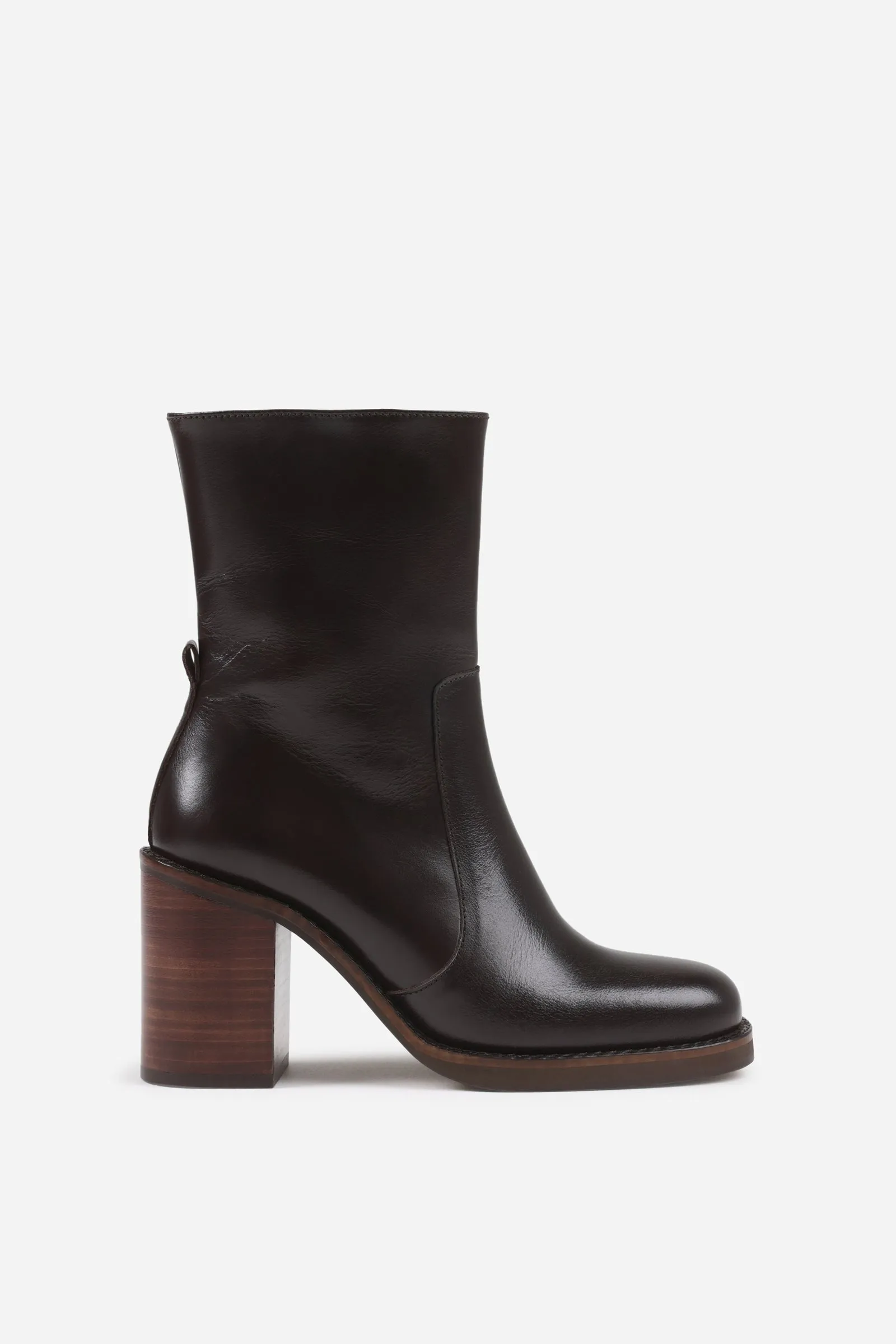 Nata-liaa | dark brown sold by Bronx