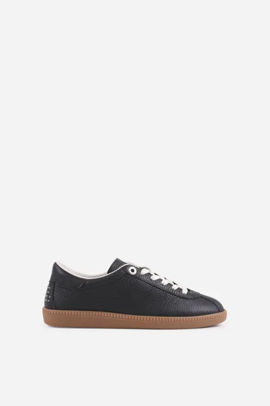 Bob-bie | black/gum sold by Bronx