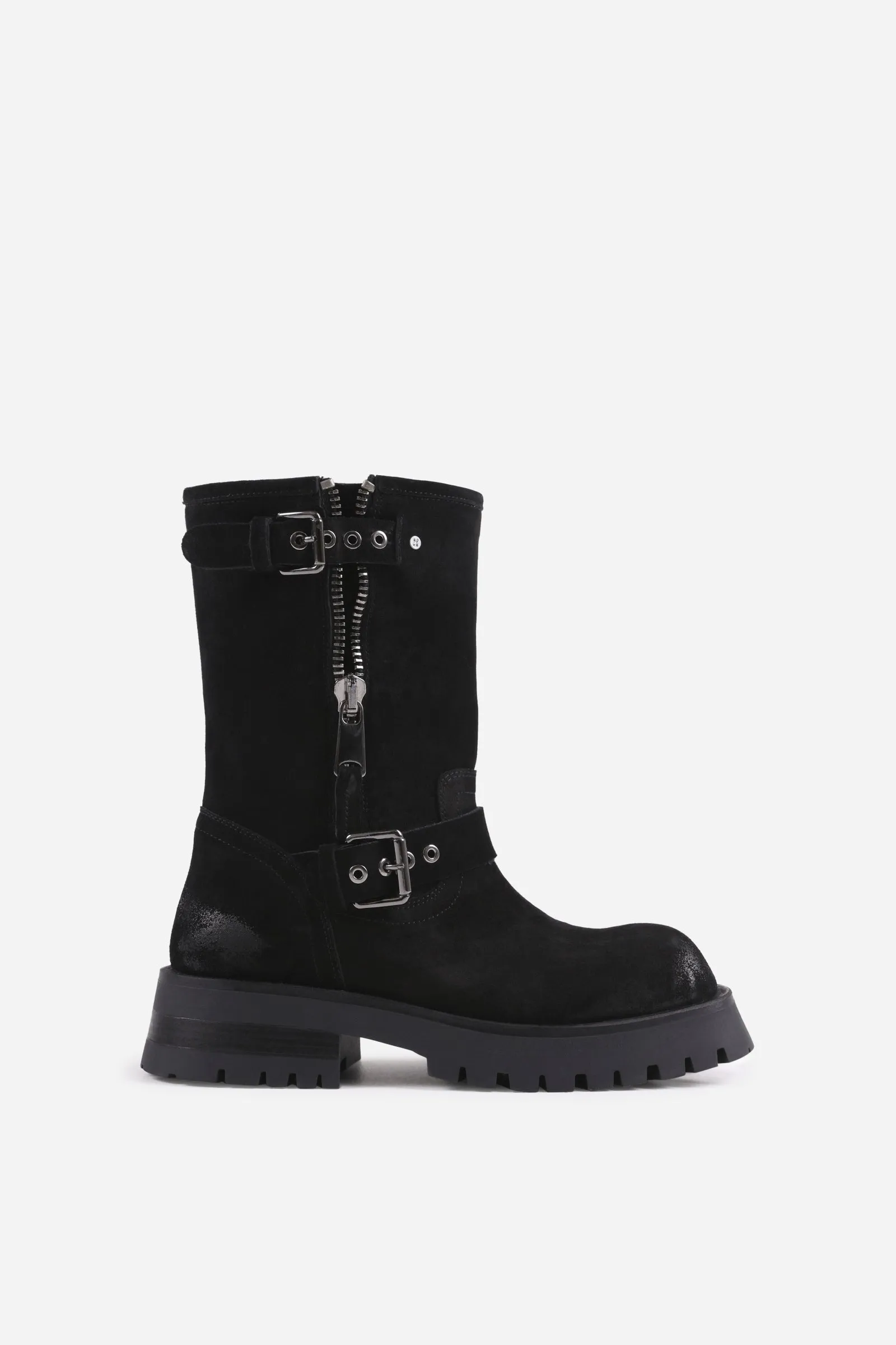 Qui-nn | black sold by Bronx