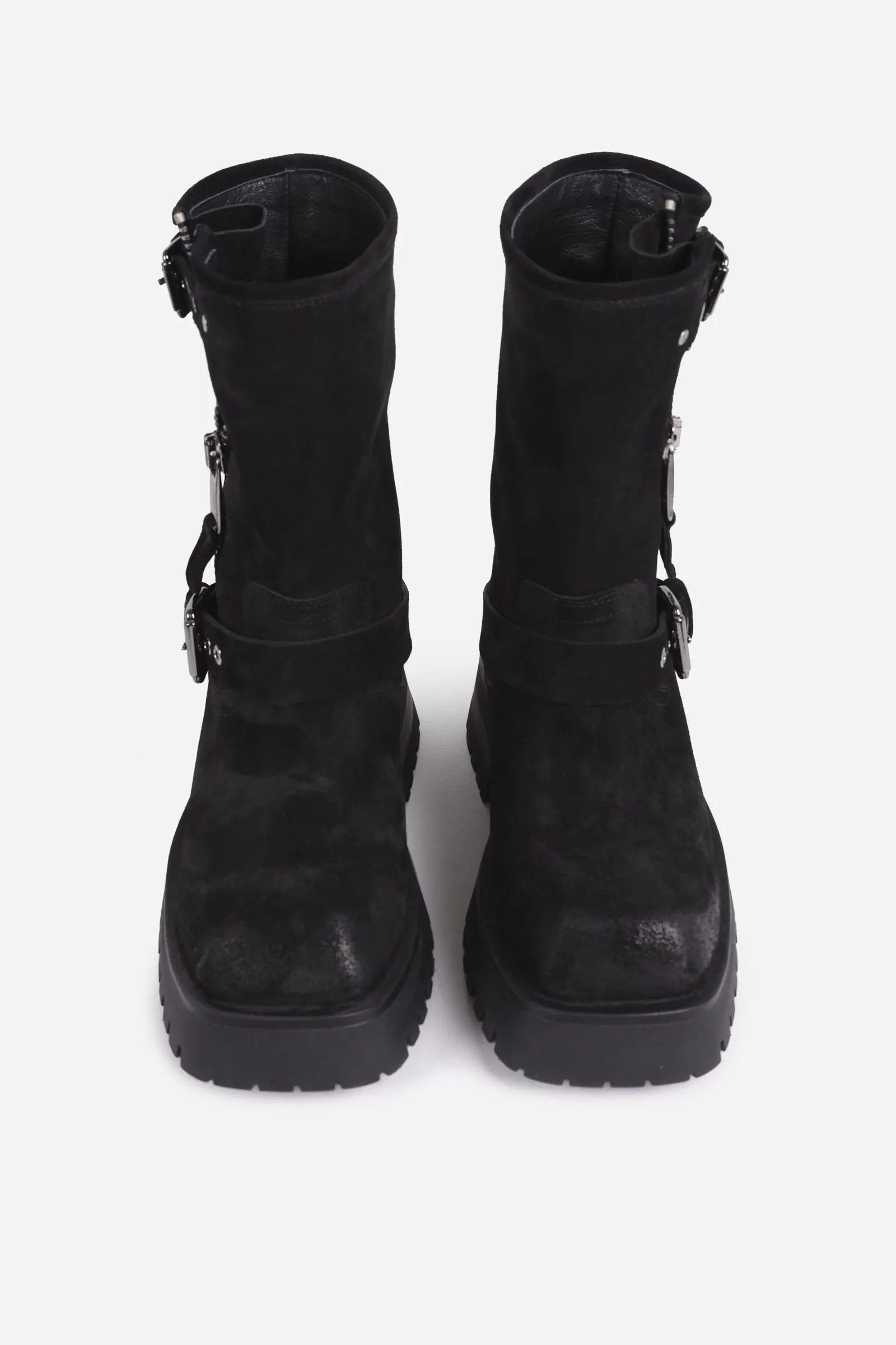 Qui-nn | black sold by Bronx product image thumbnail 3