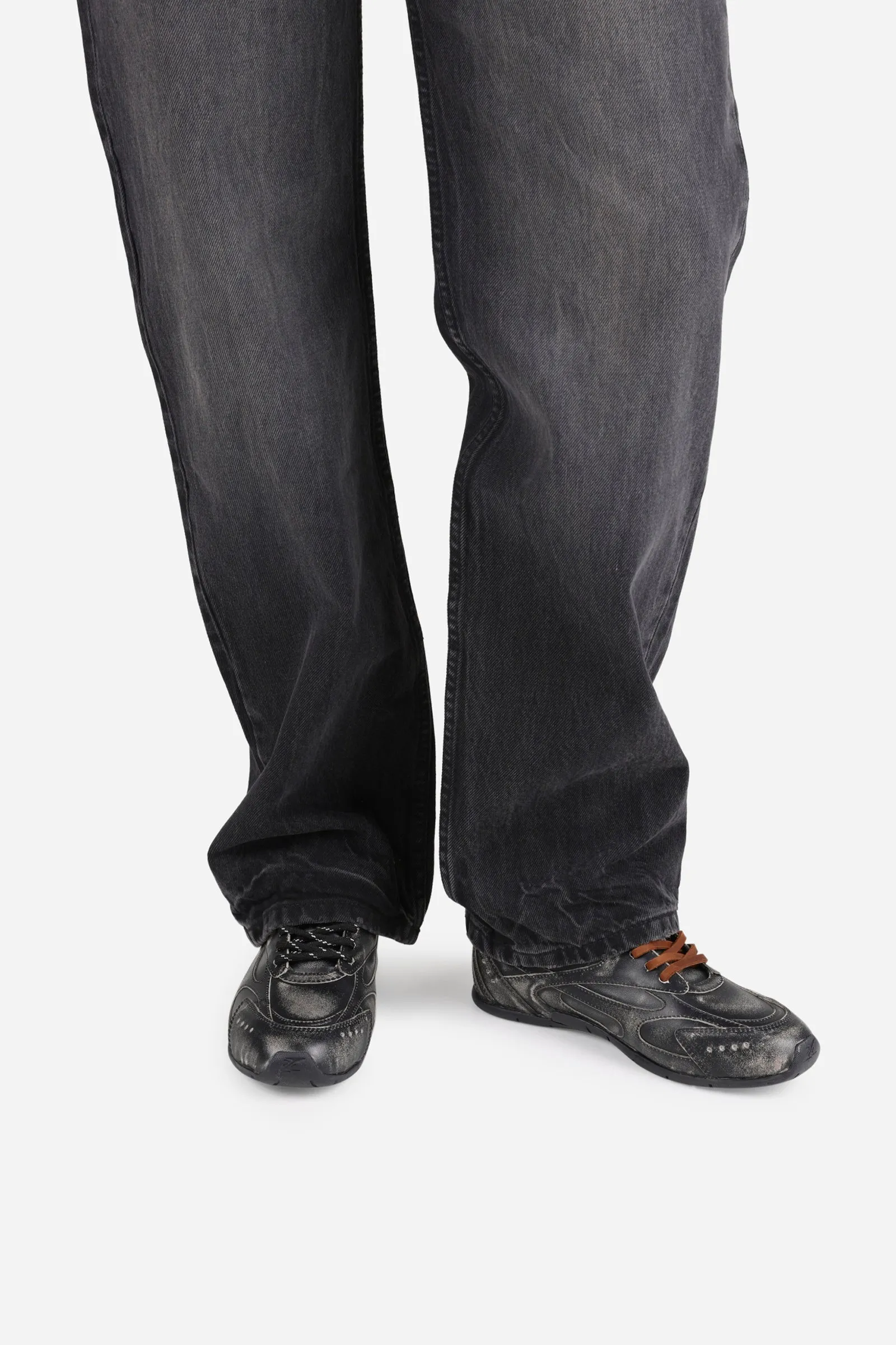 Myr-aa | black/grey sold by Bronx product image thumbnail 4