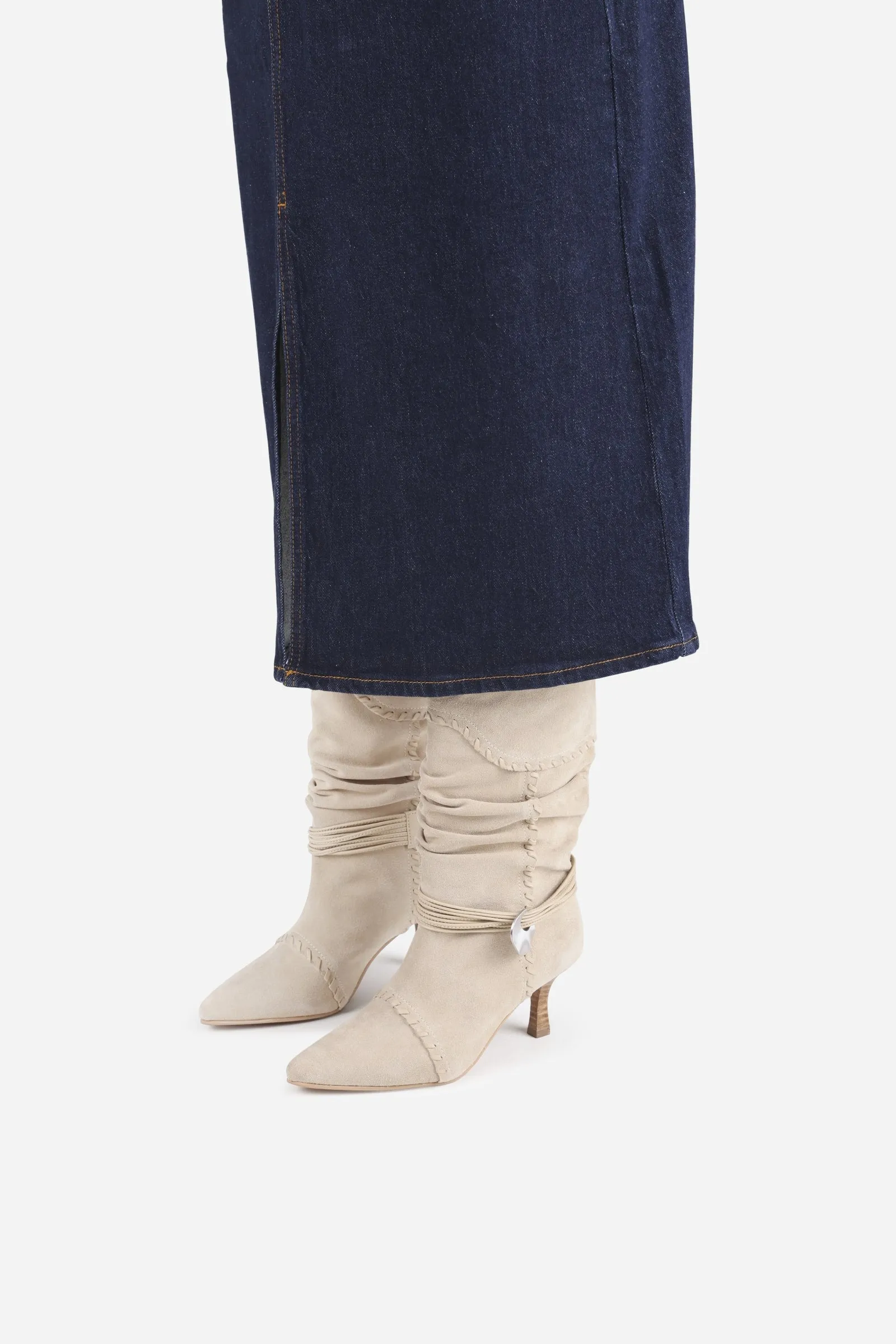 Single-Lara | oatmilk sold by Bronx product image thumbnail 2