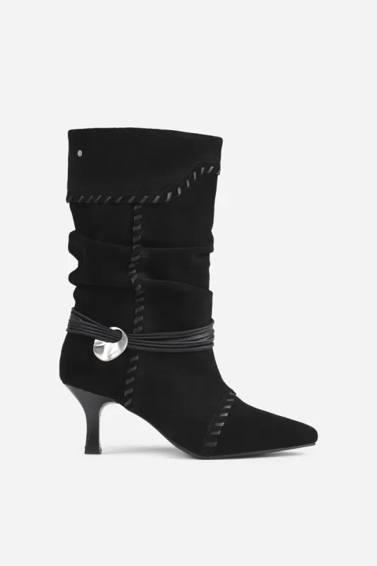 Single-Lara | black sold by Bronx