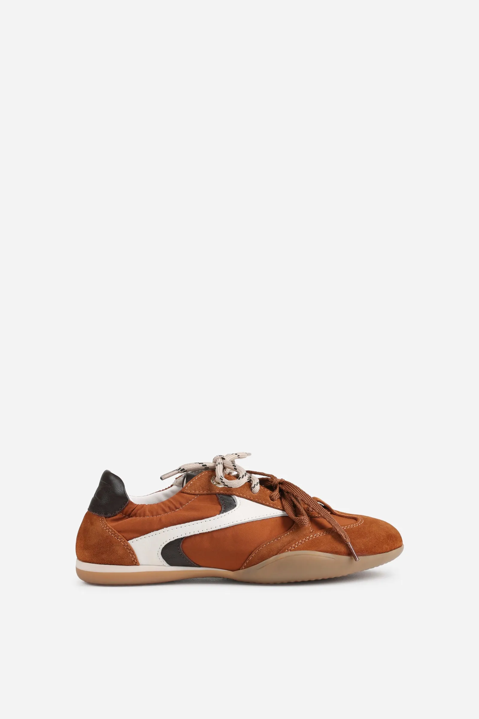 park-err | cognac/black/off white sold by Bronx