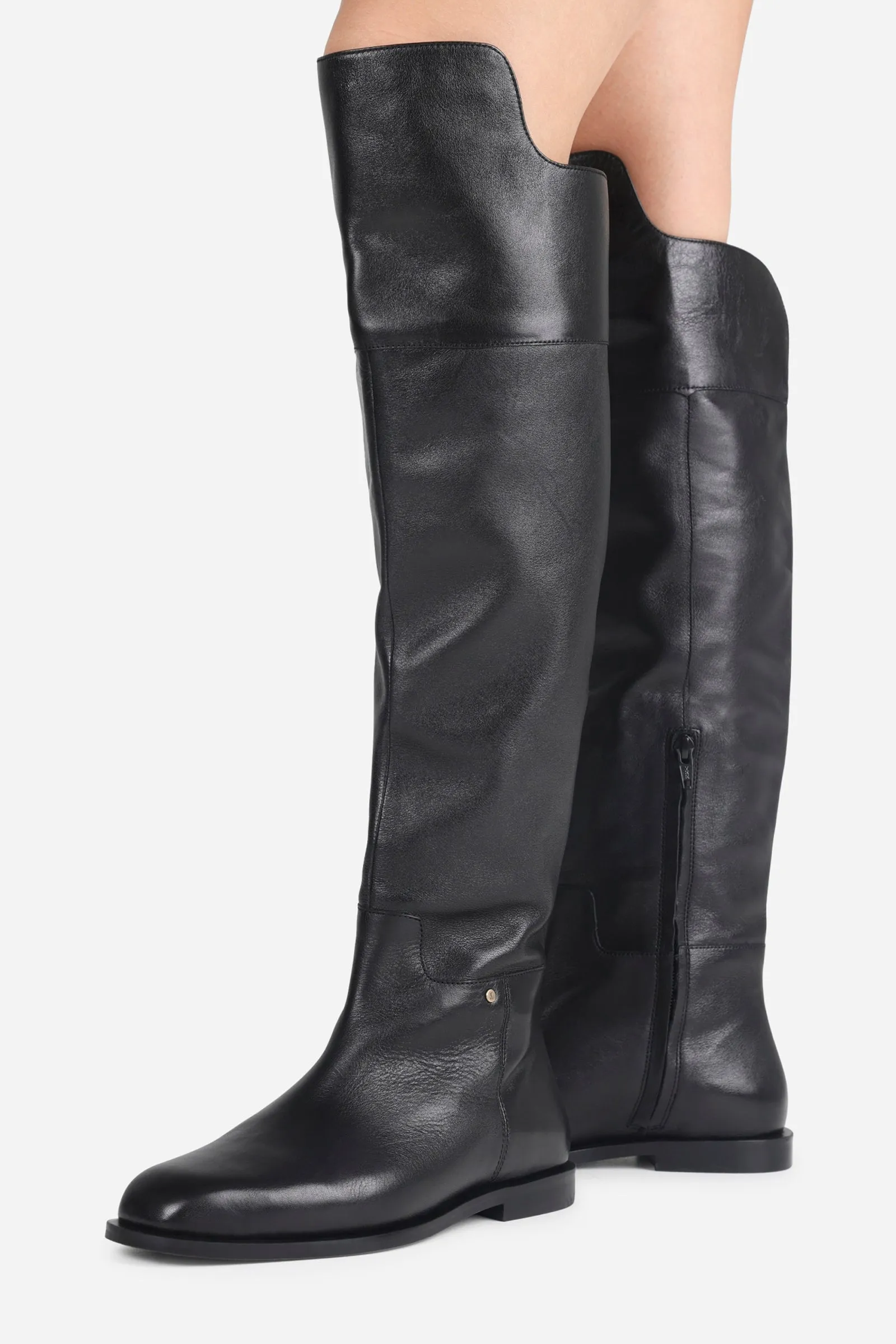 kels-ie | black sold by Bronx product image thumbnail 4