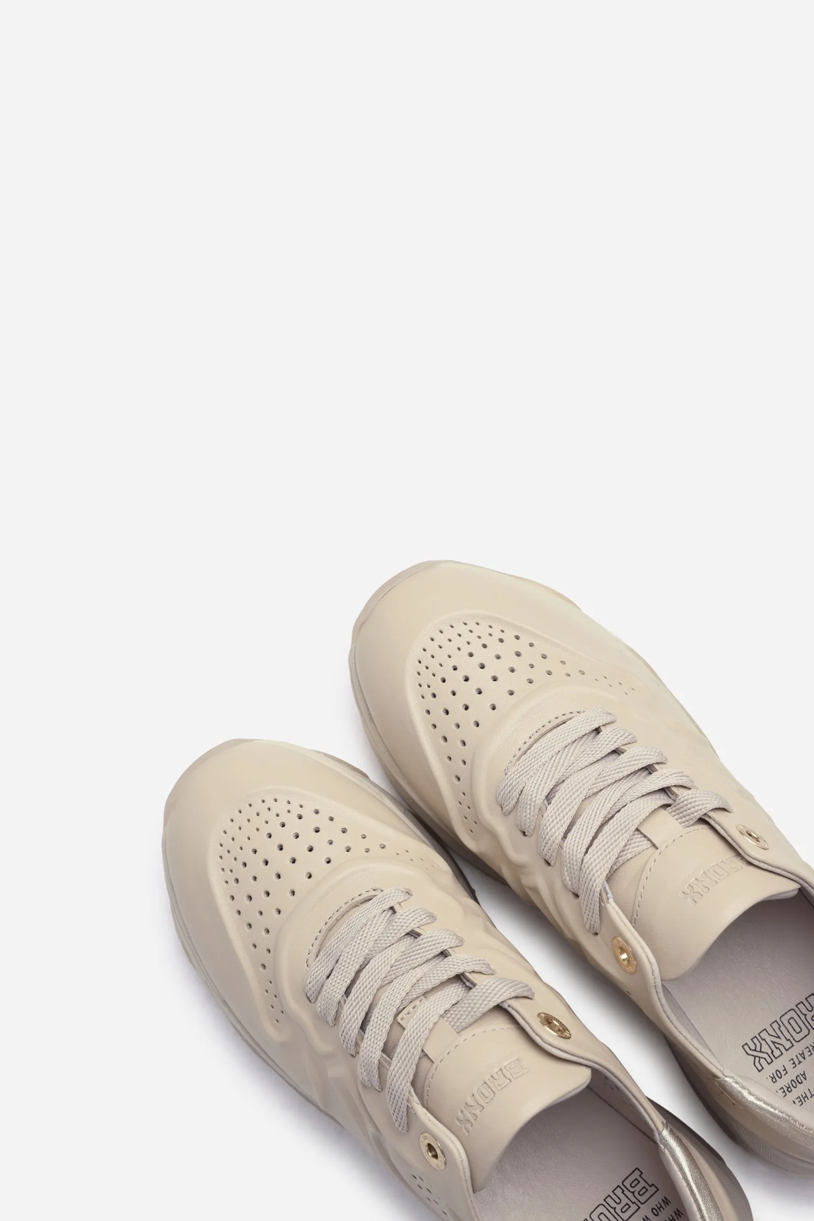 Sneaker Baisley | oatmilk/gold sold by Bronx product image thumbnail 4