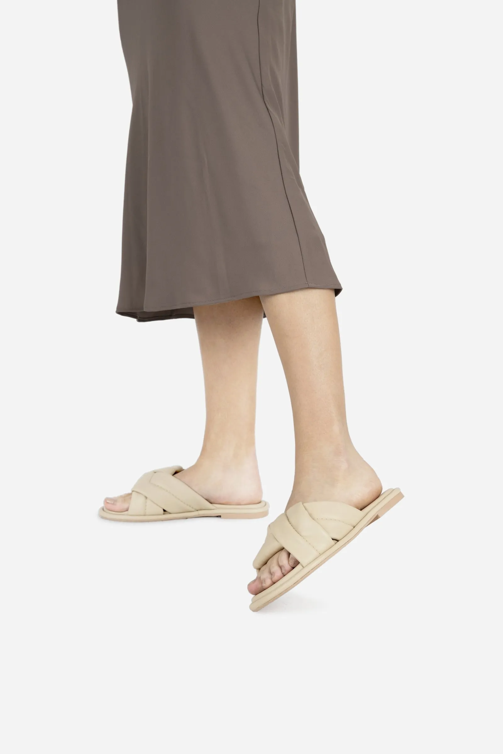 Sandal Delan-y | oatmilk sold by Bronx product image thumbnail 2