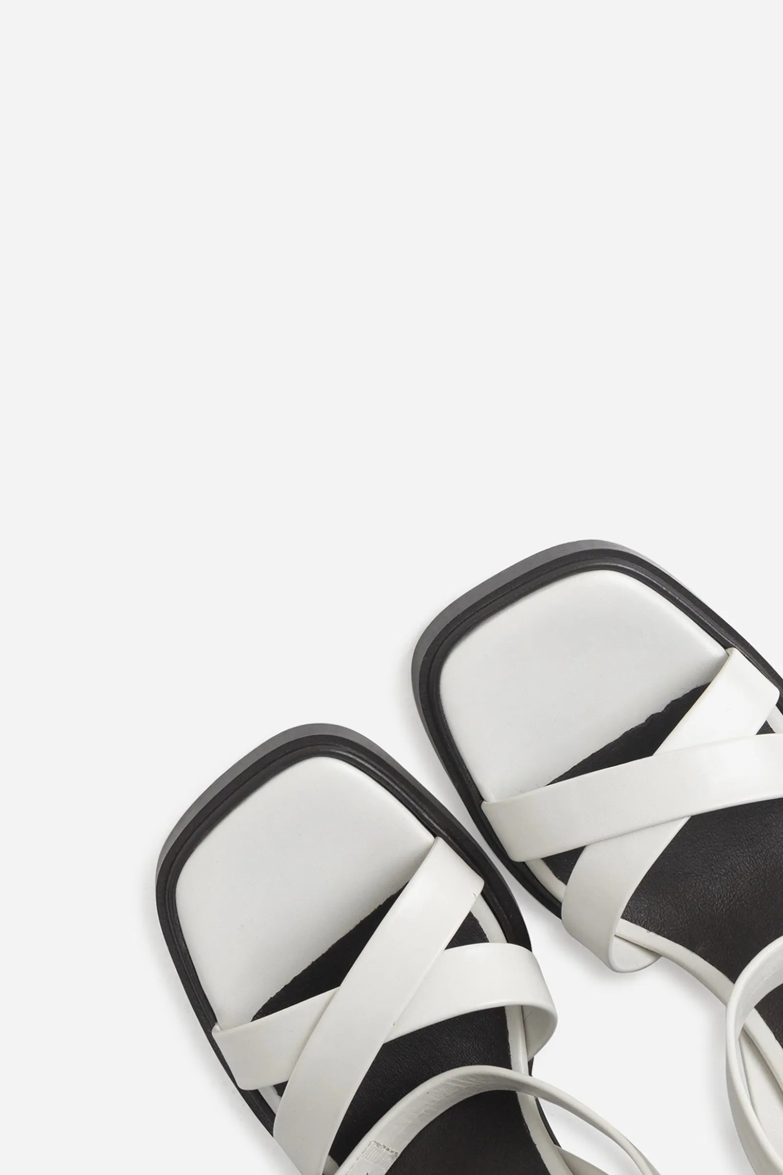 Sandal Jul-iana | off white sold by Bronx product image thumbnail 4