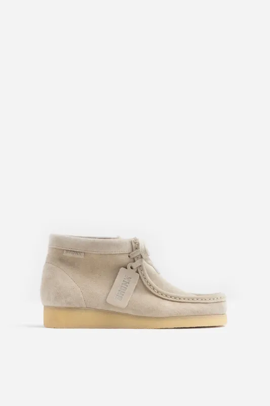 Low Shoe Wonde-ry | oatmilk sold by Bronx