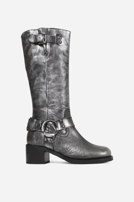 new-camperos | gunmetal/black sold by Bronx