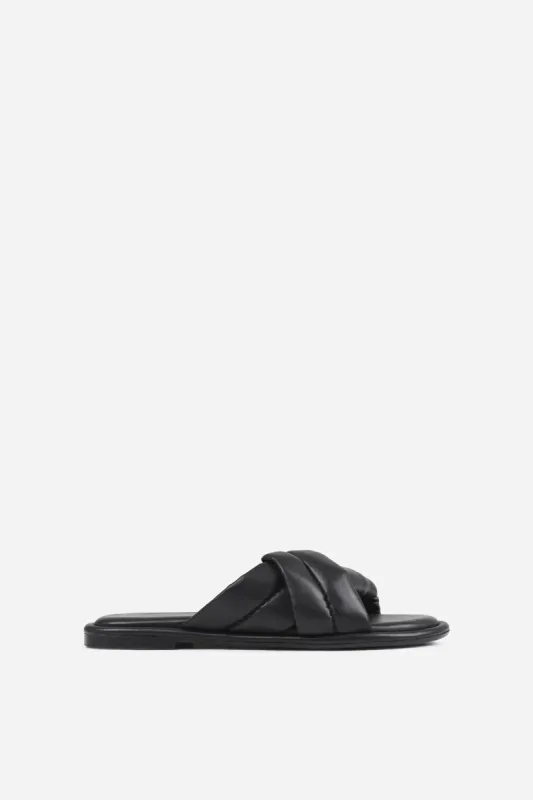 Sandal Delan-y | black sold by Bronx