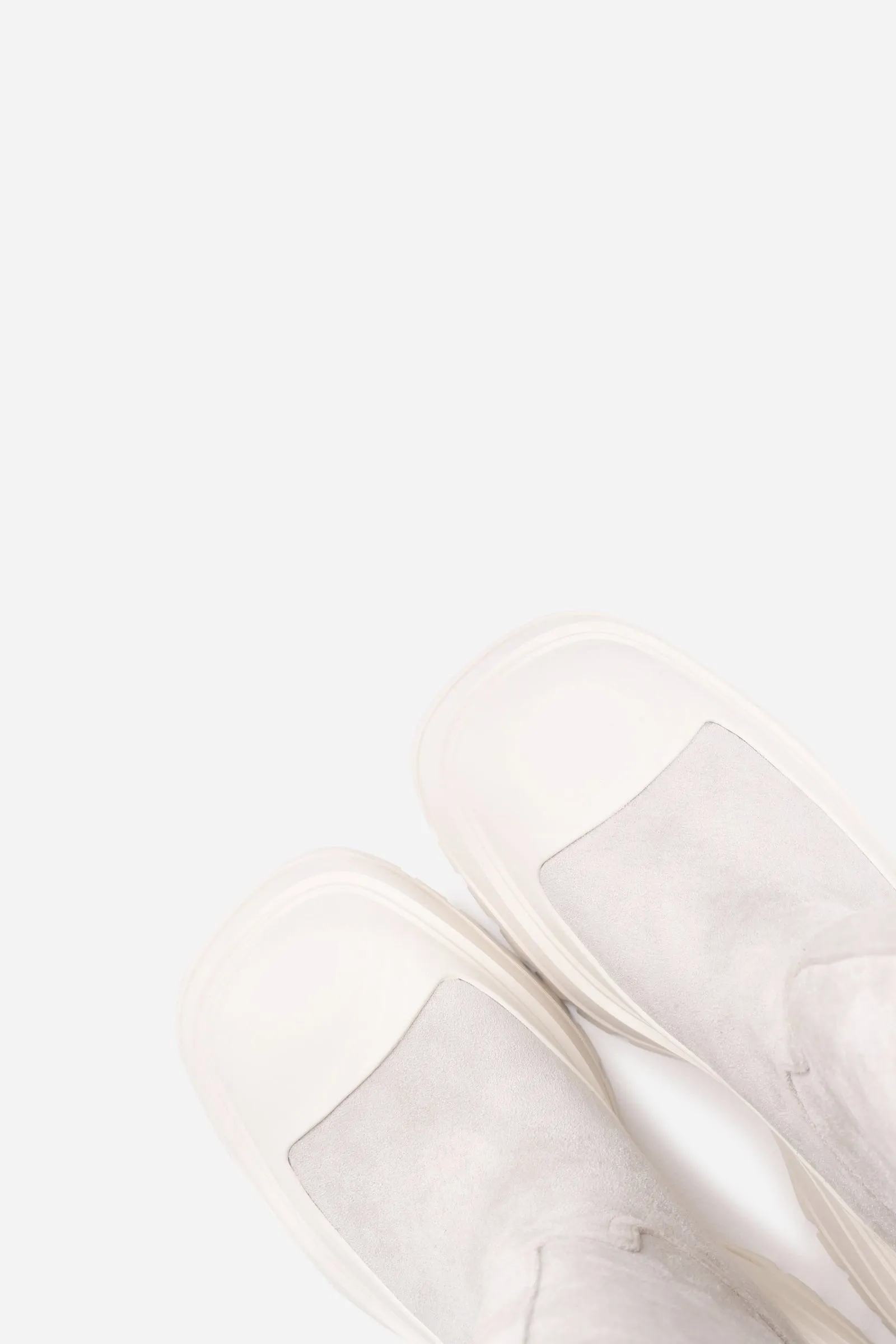 chunky-hiker | oatmilk sold by Bronx product image thumbnail 4