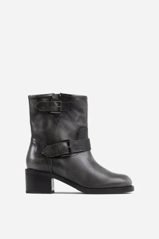 new-camperos | black sold by Bronx